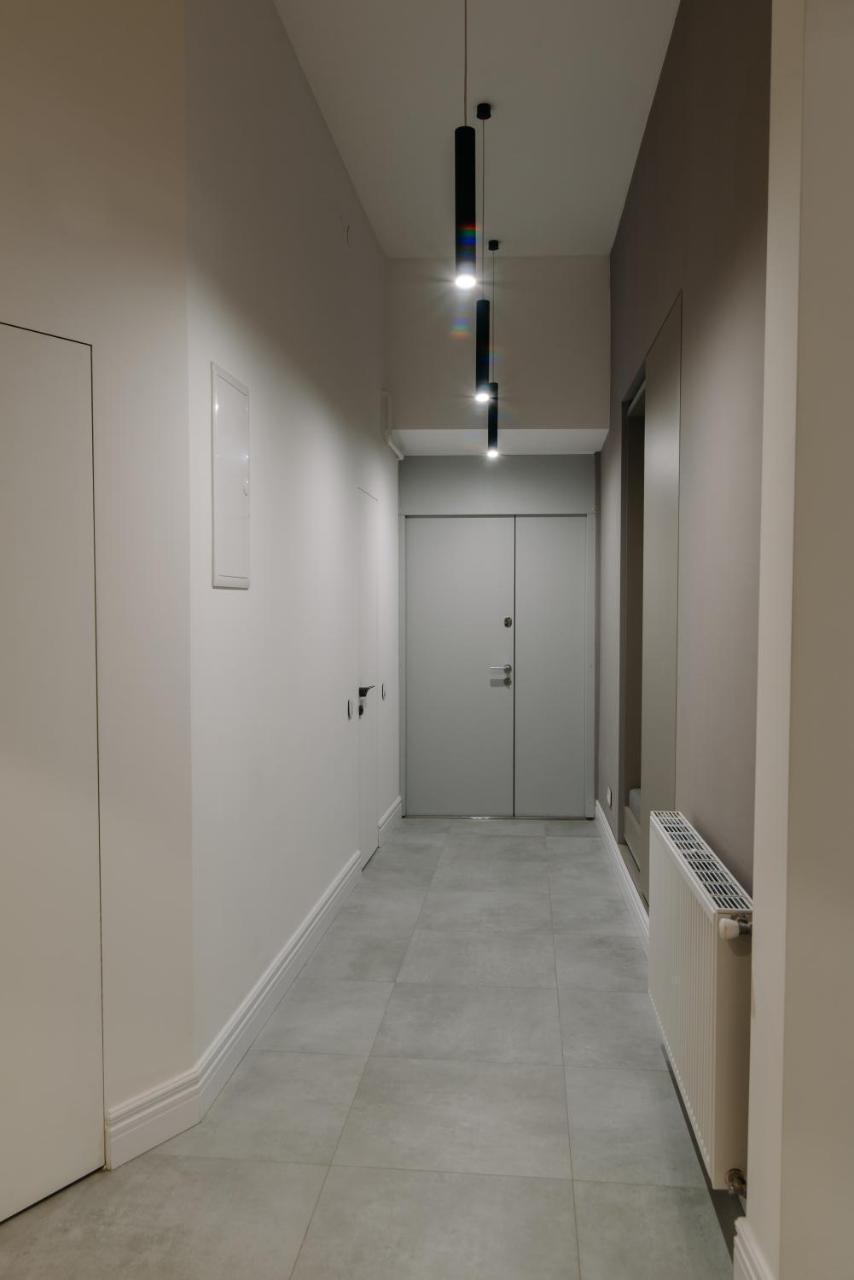 Apartment on Mikhalcuk Lviv Buitenkant foto